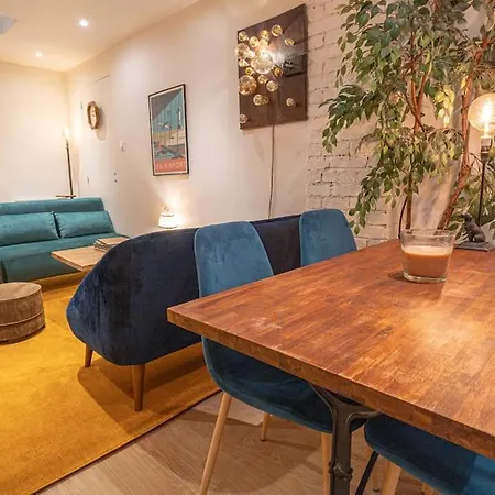 Unique Montmartresacre-coeur Parking