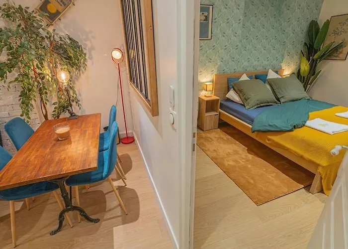 Unique Montmartresacre-coeur Parking Apartment Paris