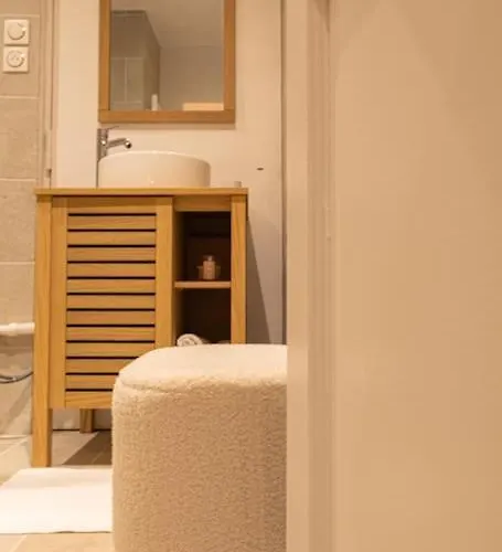 Unique Montmartresacre-coeur Parking Apartment